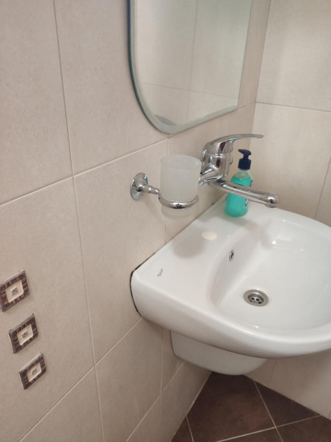 Apartment Lazur Karlovo 8 Street Free Parking Burgas Ngoại thất bức ảnh